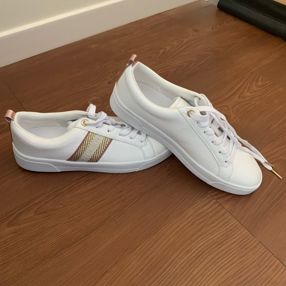 Ted Baker White sneakers